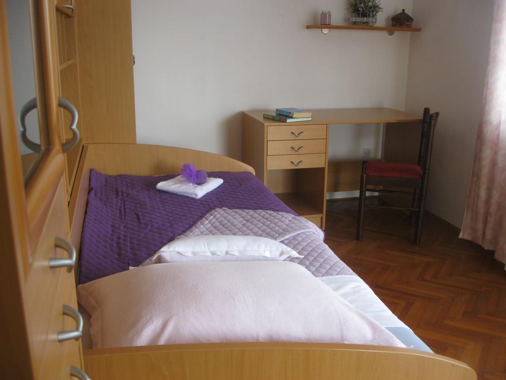 Apartment Promona Drnis Drniš Exterior foto