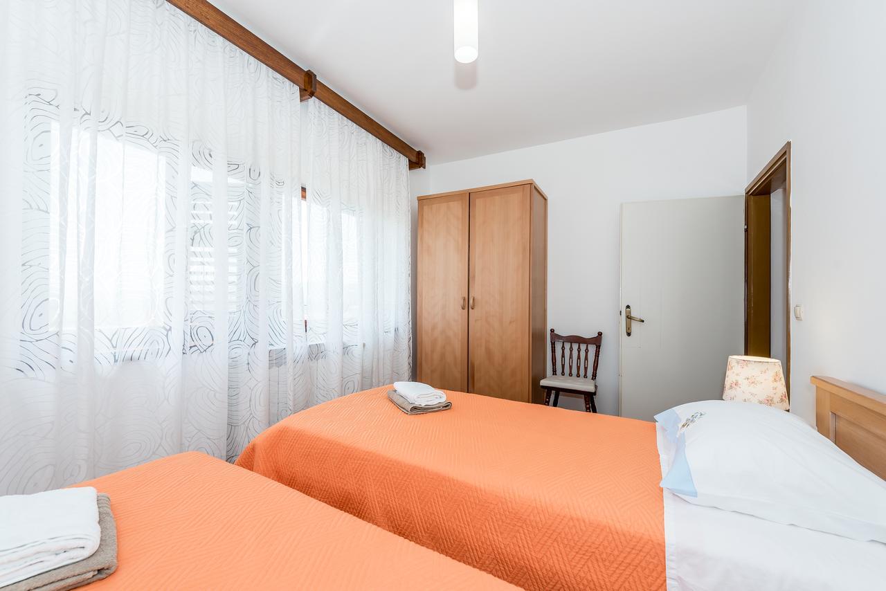 Apartment Promona Drnis Drniš Exterior foto