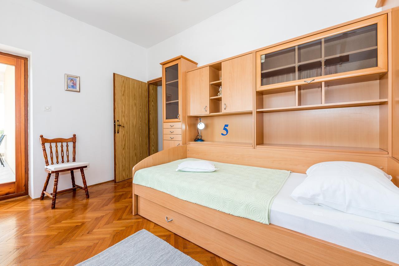 Apartment Promona Drnis Drniš Exterior foto