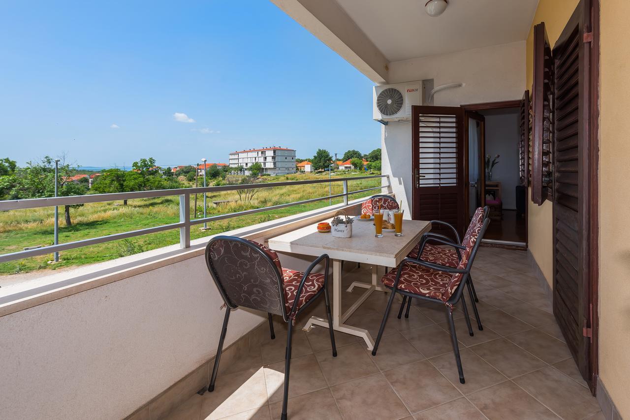 Apartment Promona Drnis Drniš Exterior foto